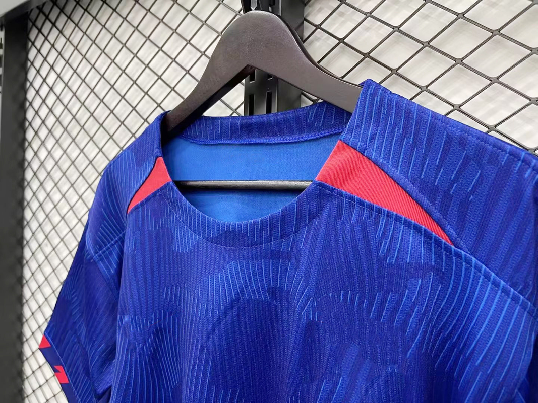 Uniforme di calcio per squadre personalizzate e traspiranti