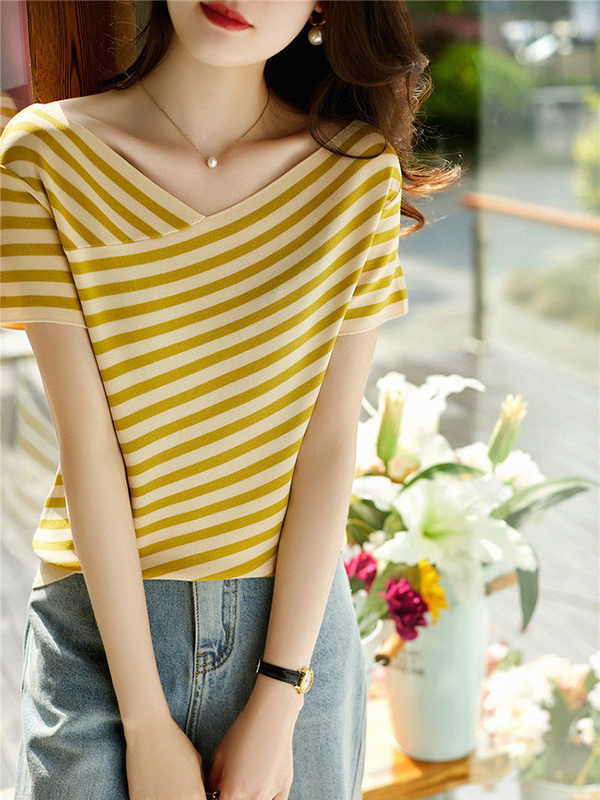 T-shirt a maglia a righe di moda per occasione femminile